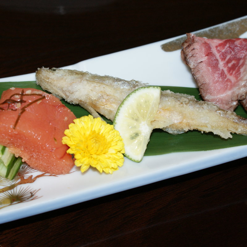 前菜の盛り合わせ(寿司かざと)