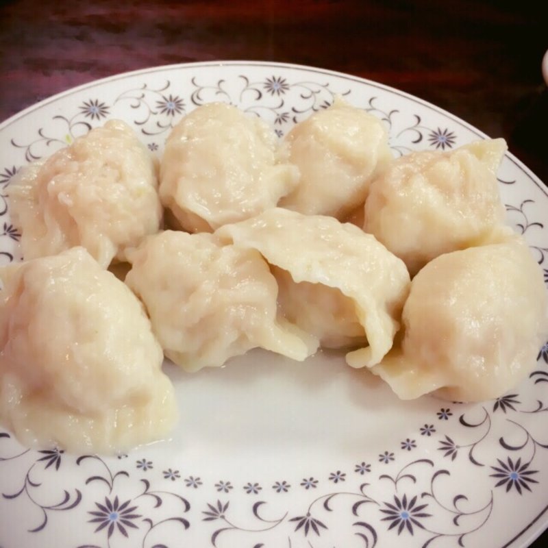 水餃子(8個)