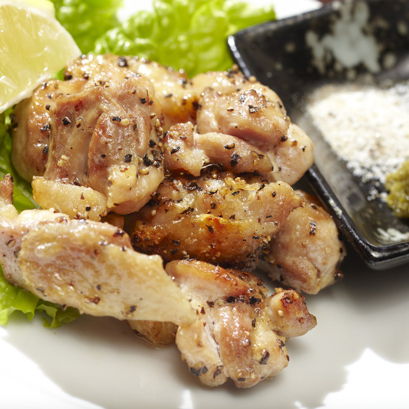 鶏肉の炭火焼き(新宿OWL)