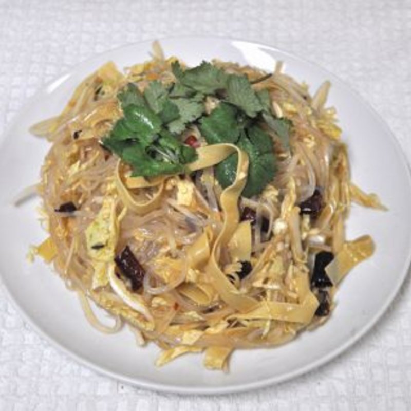 もやしと卵の炒め物(水雲天 池袋北口店)