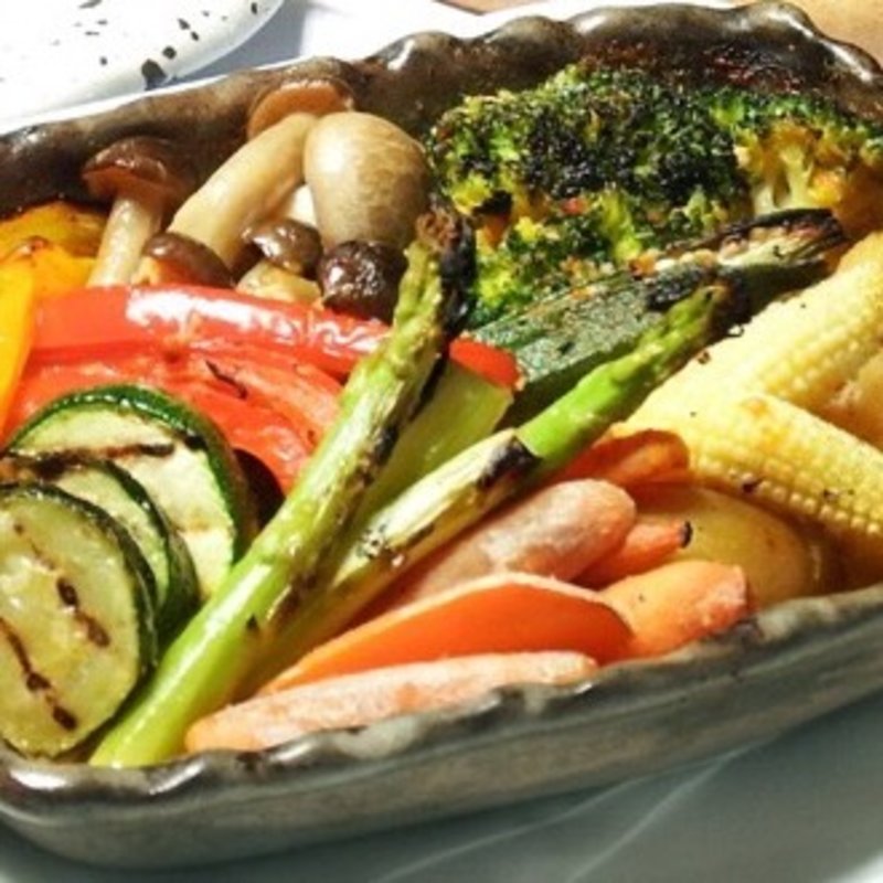 窯焼きバーニャカウダ(happy dining cLover （ハッピーダイニング クローバー）)