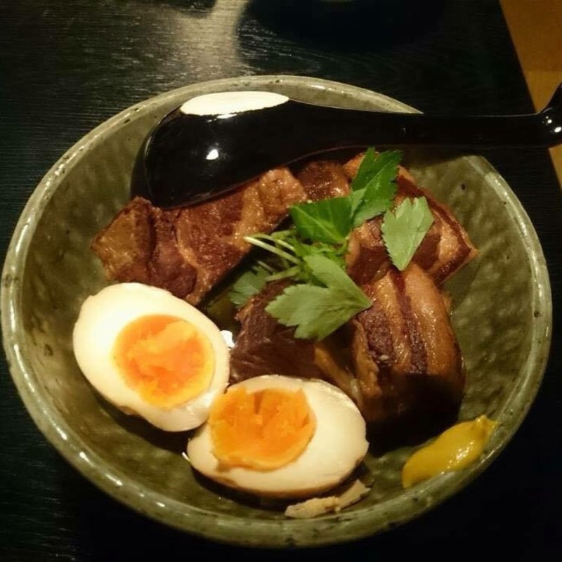 豚の角煮と煮卵(くりや)