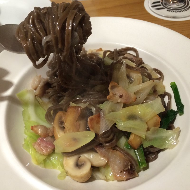 マッシュルームの生パスタ(MUSHROOM TOKYO（マッシュルームトーキョー 表参道）)