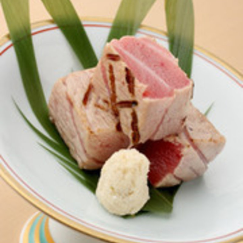 炙りまぐろ(鮨　よしき )