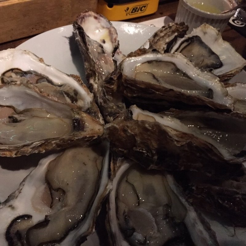 生牡蠣（食べ放題）(DROP 中目黒 （ドロップ）)