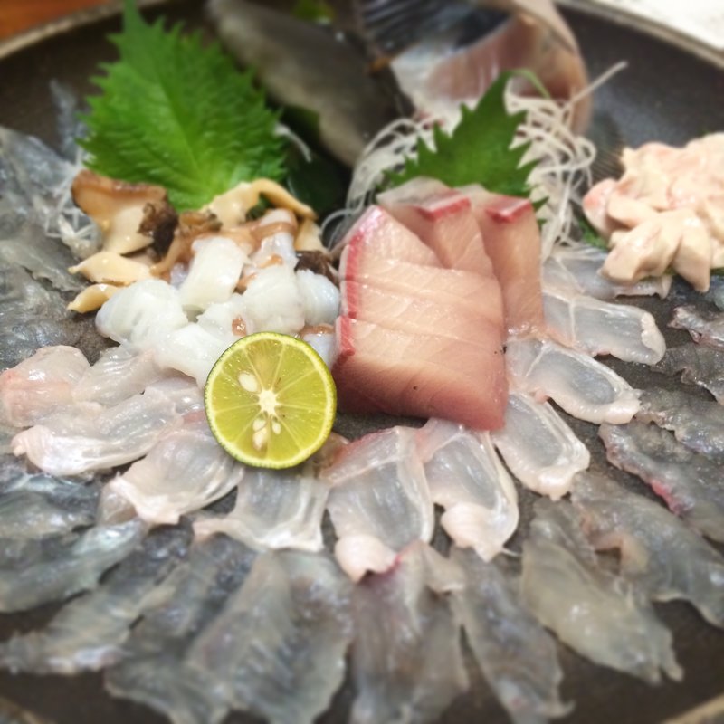 名物！瀬戸内盛り（ハギ穴子タコ西貝(魚市場 小松 （こまつ）)