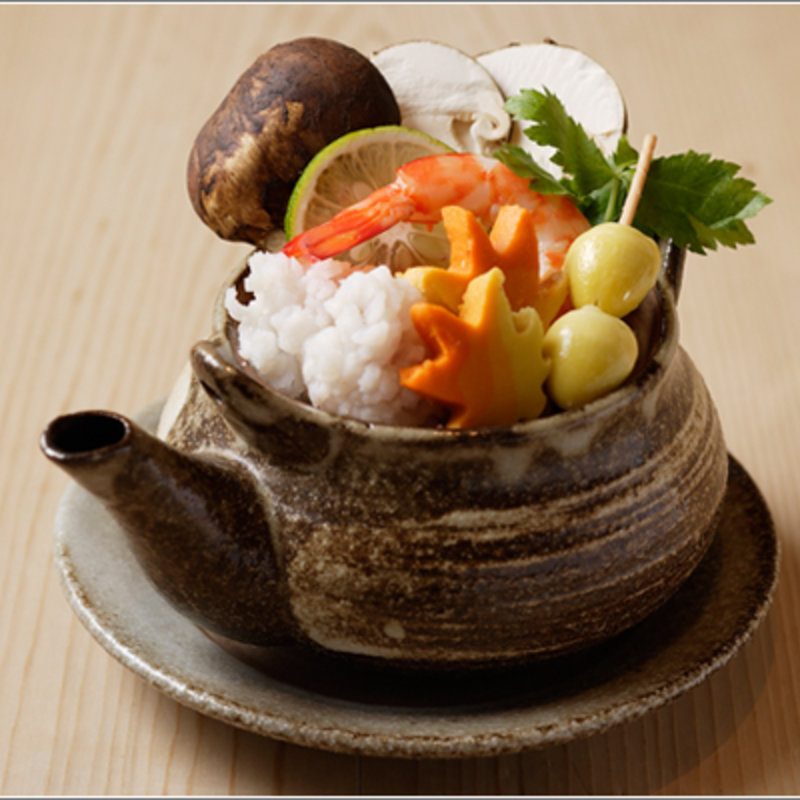 松茸と海老の土瓶蒸し(鮨六本木すずき)