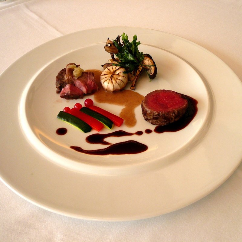 国産牛のステーキ(side door サイド ドア)