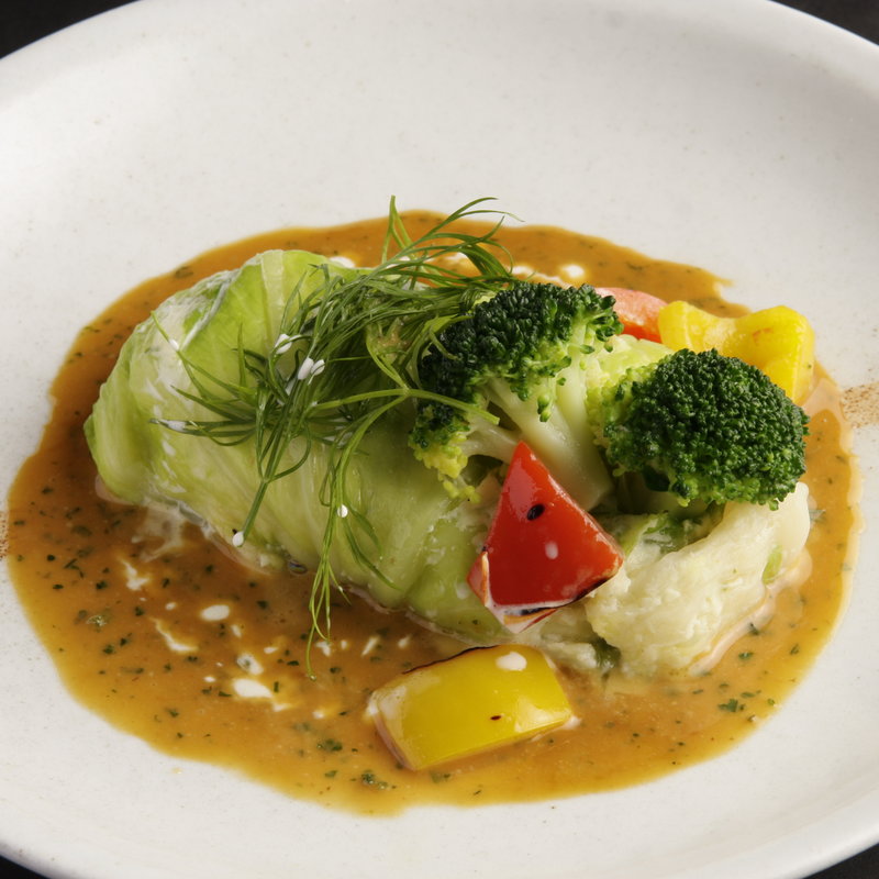 愛媛直送真鯛のポワレ (Kitchen & Bar Swim （キッチン アンド バー スイム）)