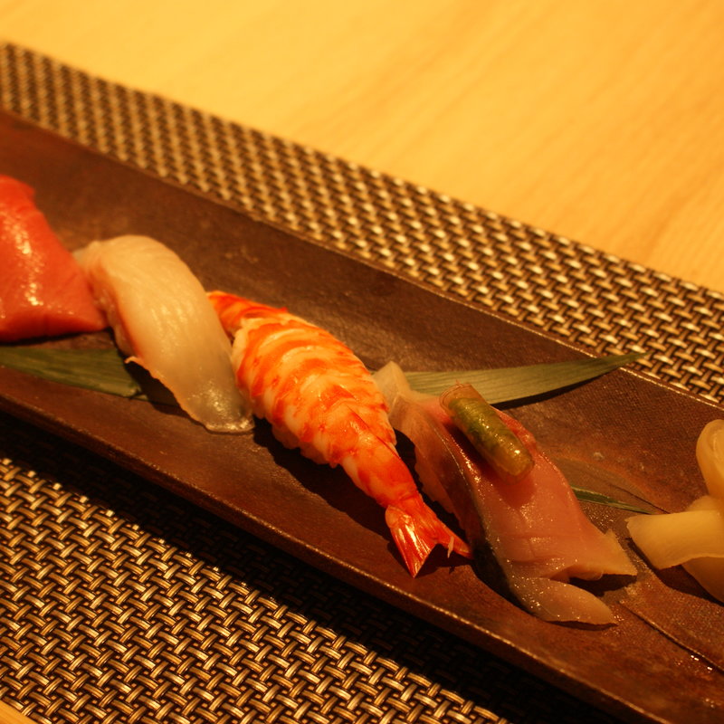 おまかせ握り(鮨まるばつ （鮨〇×）)