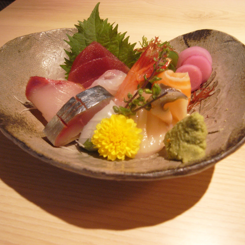 鮮魚のお造り(鮨まるばつ （鮨〇×）)