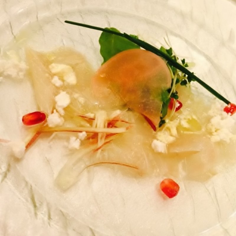 本日の鮮魚のカルパッチョ　オリーブオイルを振り掛けて(アマルフィイ・カステッロ （Amalfi CASTELLO）)