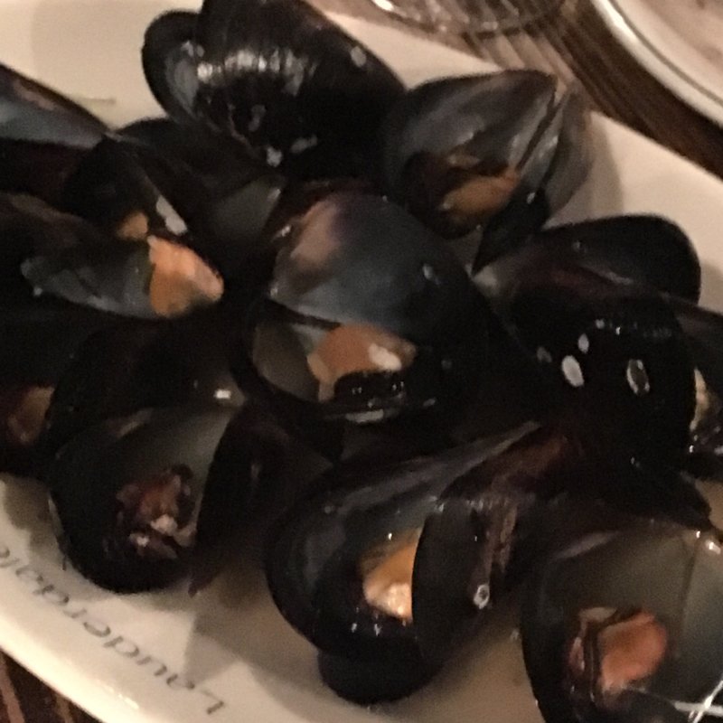 ムール貝の白ワイン蒸し(ローダーデール)