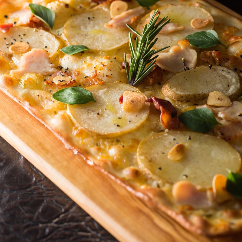 ローストしたジャガイモとチキン ガーリックとローズマリー風味(THE SAKURA DINING TOKYO)