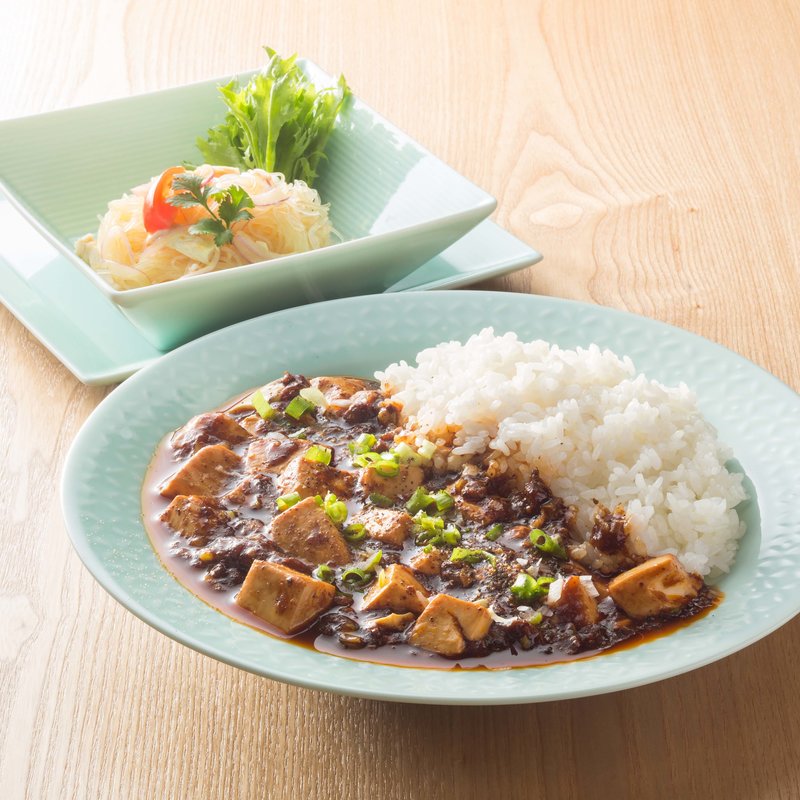 マーボー丼(THE SAKURA DINING TOKYO)