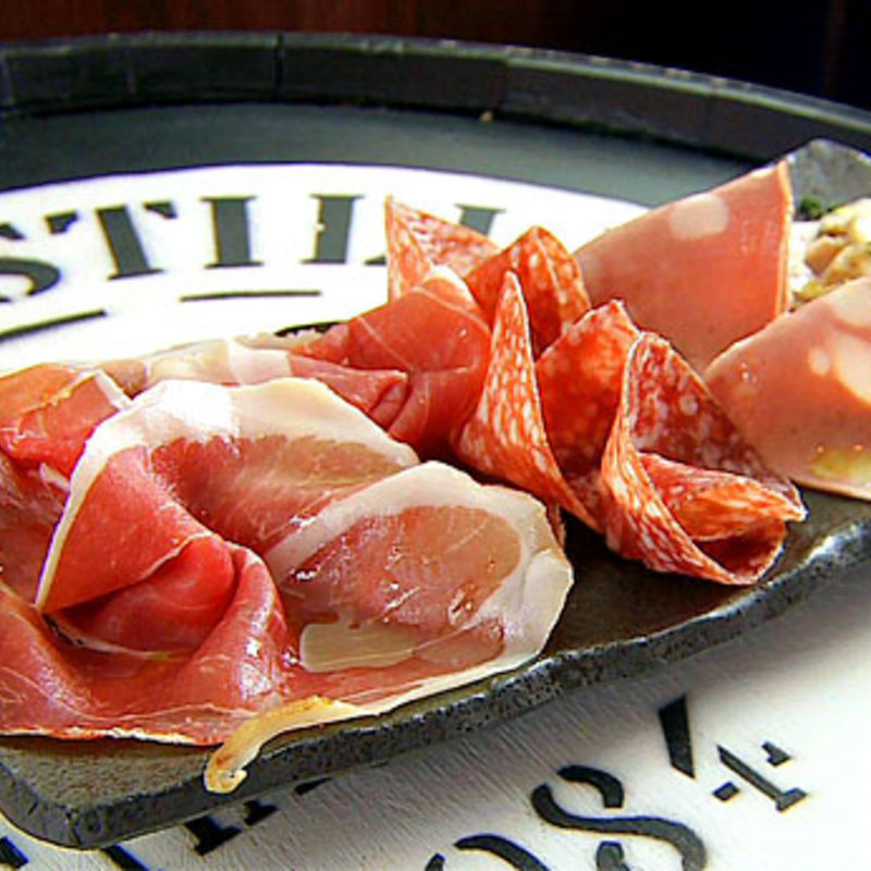 生ハムの盛り合わせ( SATSUMA KING 中目黒本店)