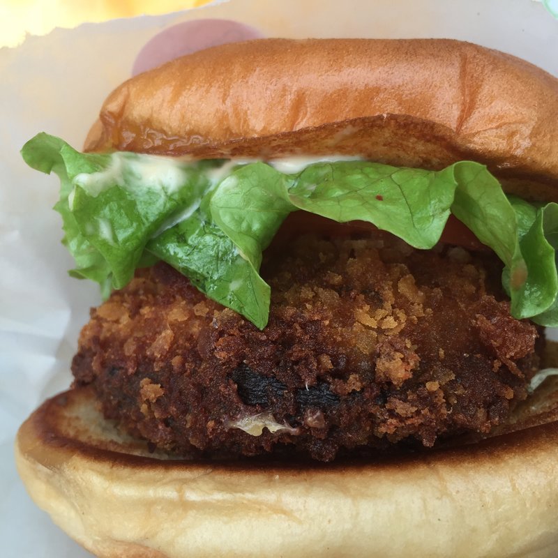 Shroom Burger(シェイクシャック外苑いちょう並木店)