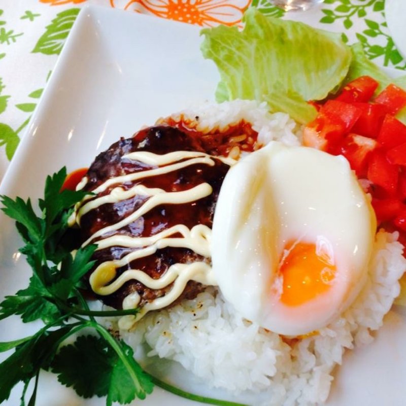 ロコモコ丼(丘の上 C-flat （シー フラット）)