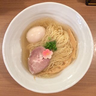 鯛塩そば（半熟味玉＋）(鯛塩そば 灯花 曙橋本店)