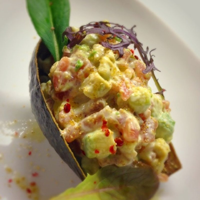 海老とアボカドのタルタル(サリーヴ （SALIVE）)