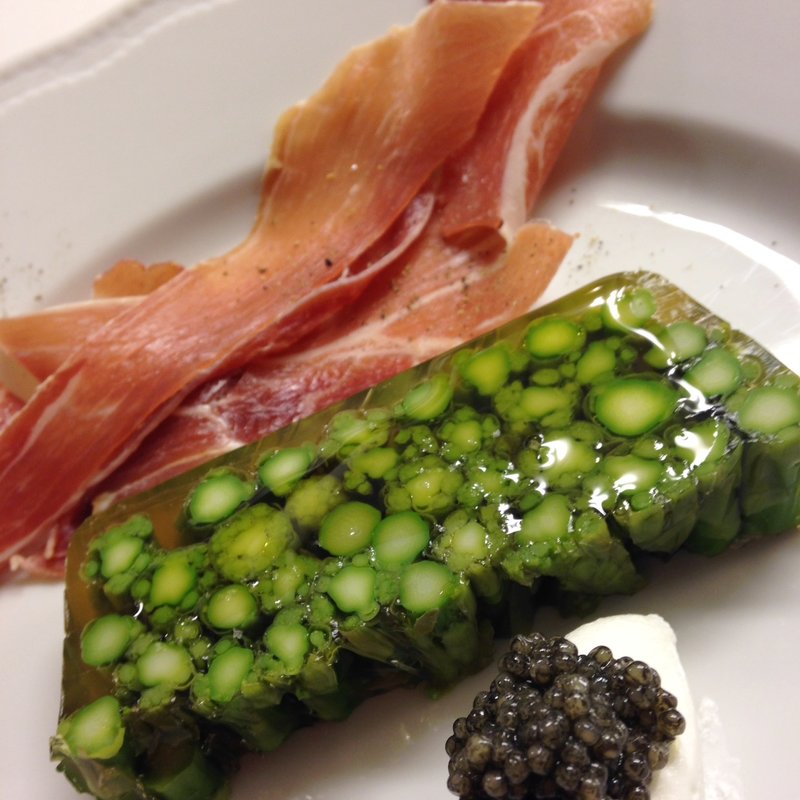 アスパラのテリーヌ　キャビア添え(サリーヴ （SALIVE）)