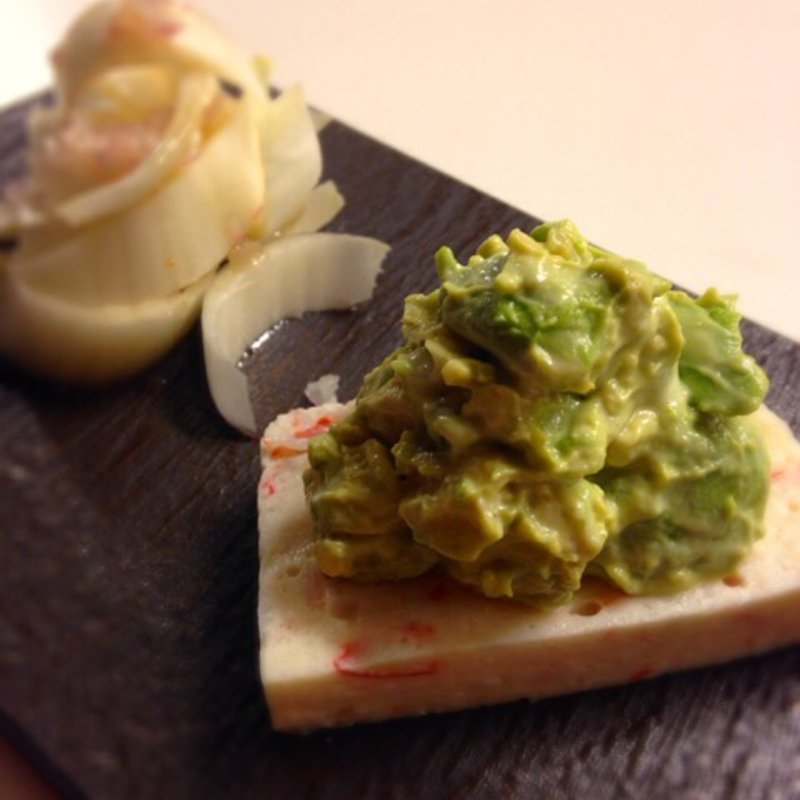 カニはんぺん　アボカドマヨ(サリーヴ （SALIVE）)