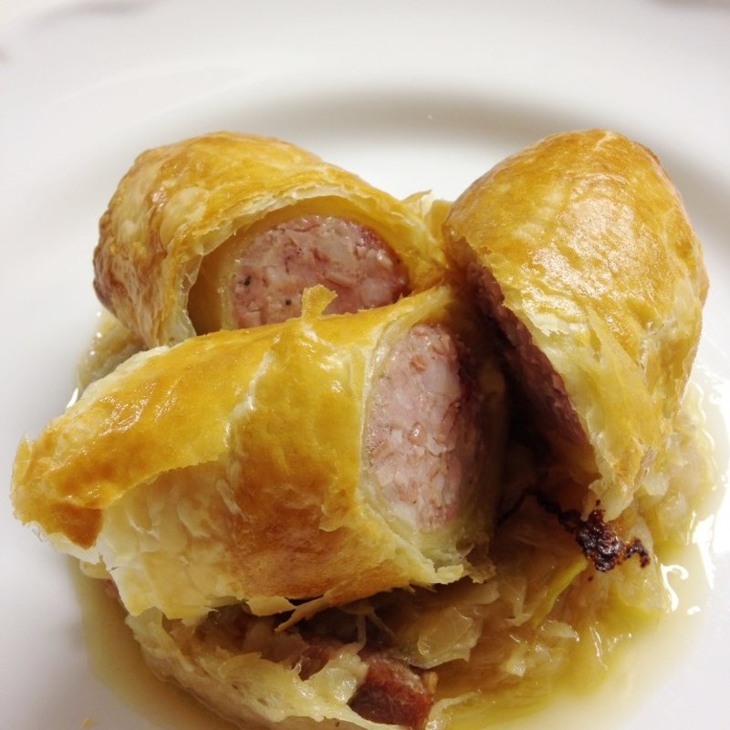 自家製ソーセージのパイ包み(サリーヴ （SALIVE）)