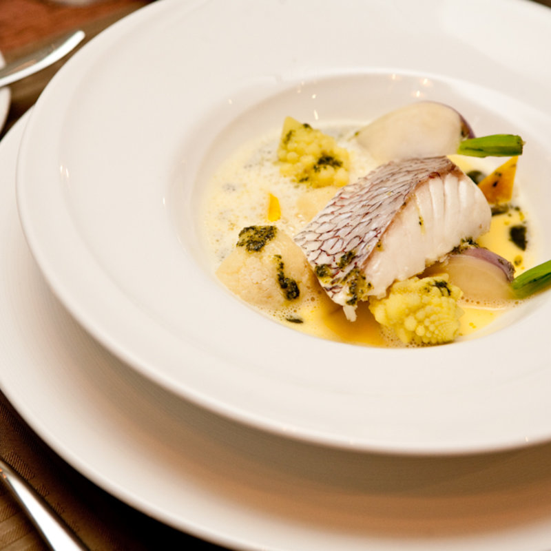 真鯛のポワレ(tetote)