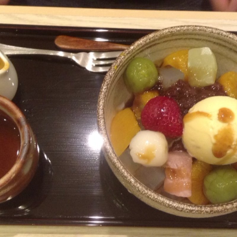 クリームあんみつ(かんみこより 川西阪急店 )