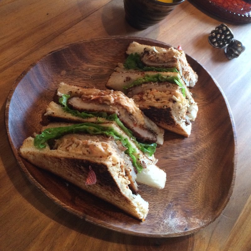 カツサンド(カフェ ラ ポッサ （Cafe La Possa）)