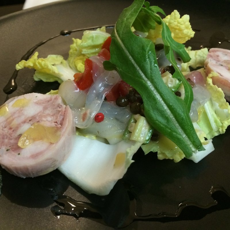 豚肉とイカのサラダ仕立て( Saint FAUCON)