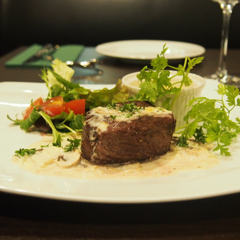 バベットステーキ ブルーチーズソース(シェ マルセル （Chez Marcel）)