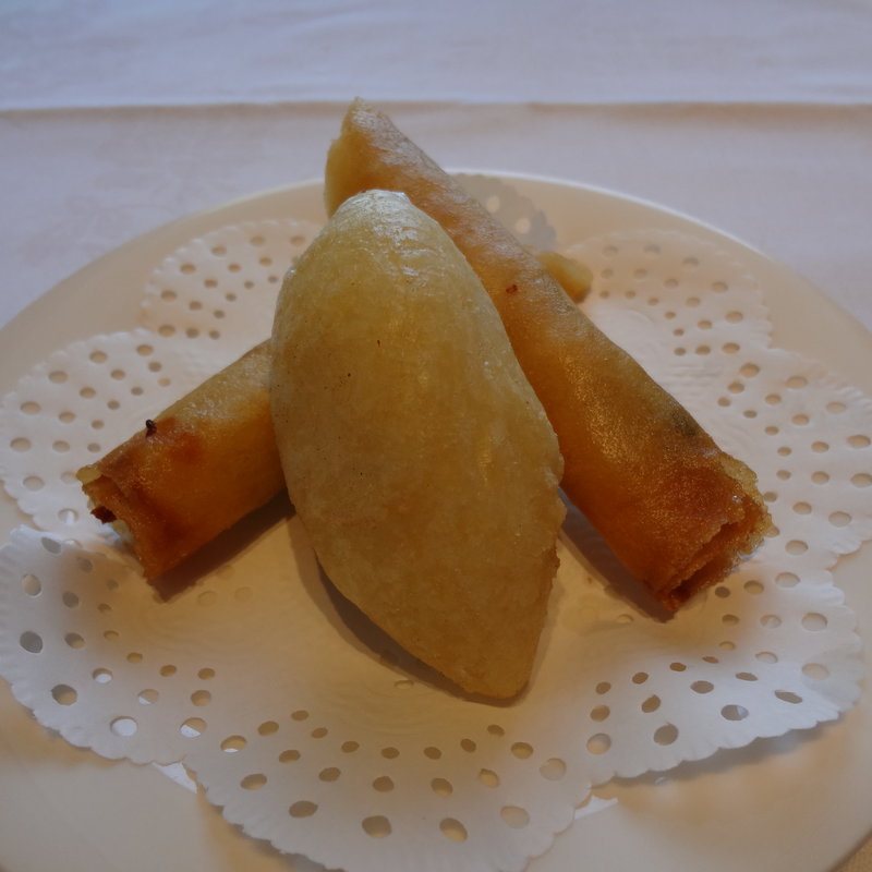 自家製春巻き(中国料理 XVIN （イクスヴァン 【旧店名】シェンロングランデ）)