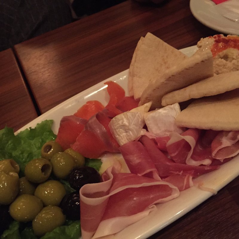 アペリティフ盛り合わせ(ラスチカス )