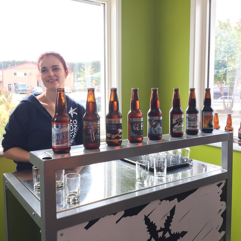 クラフトビールの飲み比べ(Yukon Brewing)