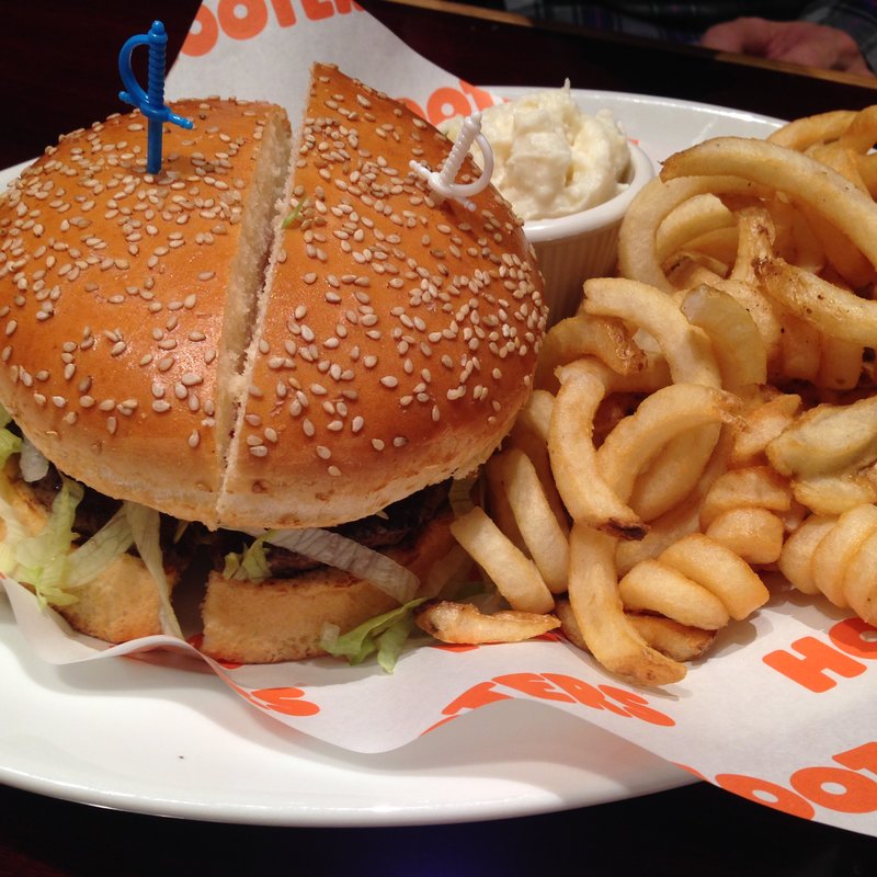 HOOTERSバーガー(HOOTERS SHIBUYA)