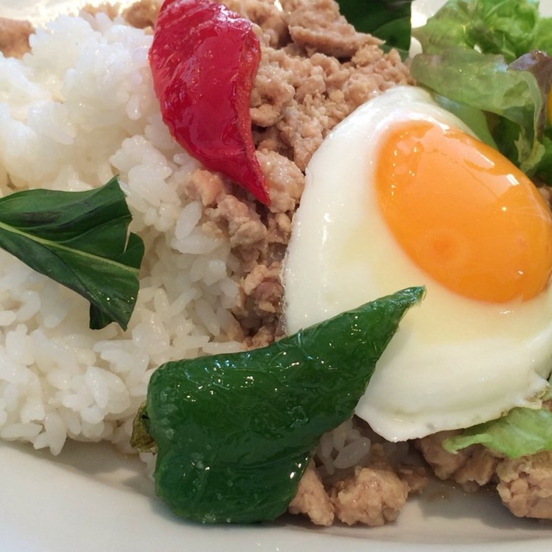 ガパオライス(WEE BEE'S （ウィービーズ）)