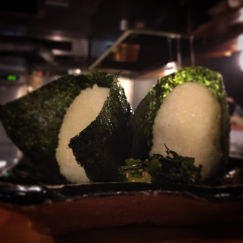 サービスの塩にぎり(しろきじ 青空市場店)