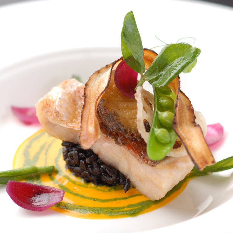 鮮魚のポワレ(シェ松尾)