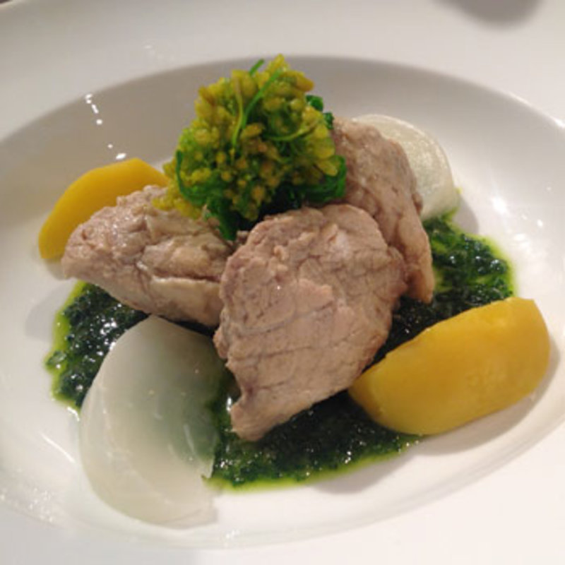 鶏モモ肉のバジルソース(イタリアングリル シトリーノ （Citrino）)