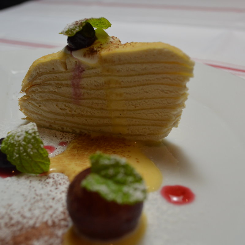 ミルクレープ(リストランテ シャイー)