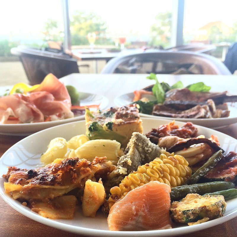 ブッフェ(琵琶湖ホテル ベルラーゴ)