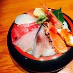 海鮮丼(山さん寿司 本店 )