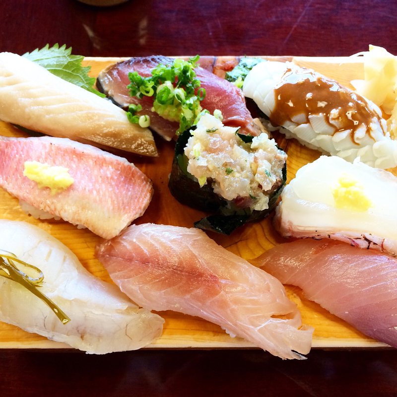 寿司(富鮨 （とみずし）)