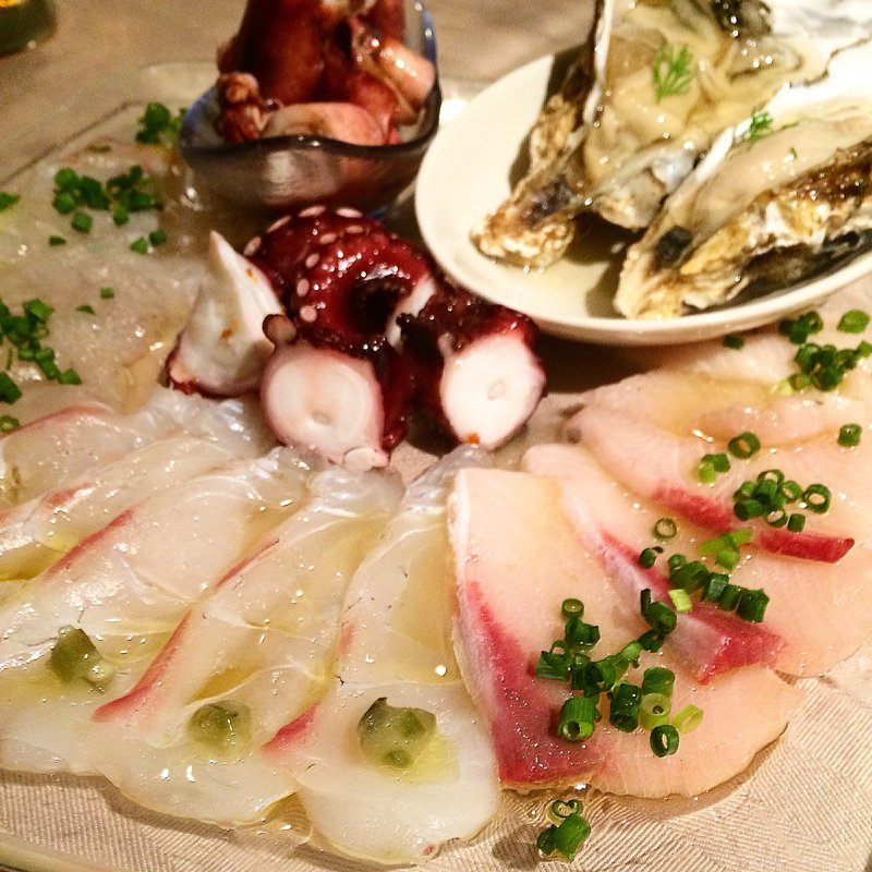 海の幸のカルパッチョ　6点盛(びすとろ UOKIN はなれ )