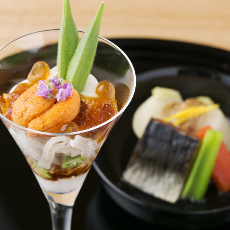 うにとイカのカクテル(銀座捨松)