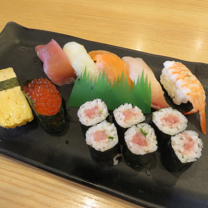 日替わり握り(魚屋路 町田中央店 （ととやみち）)