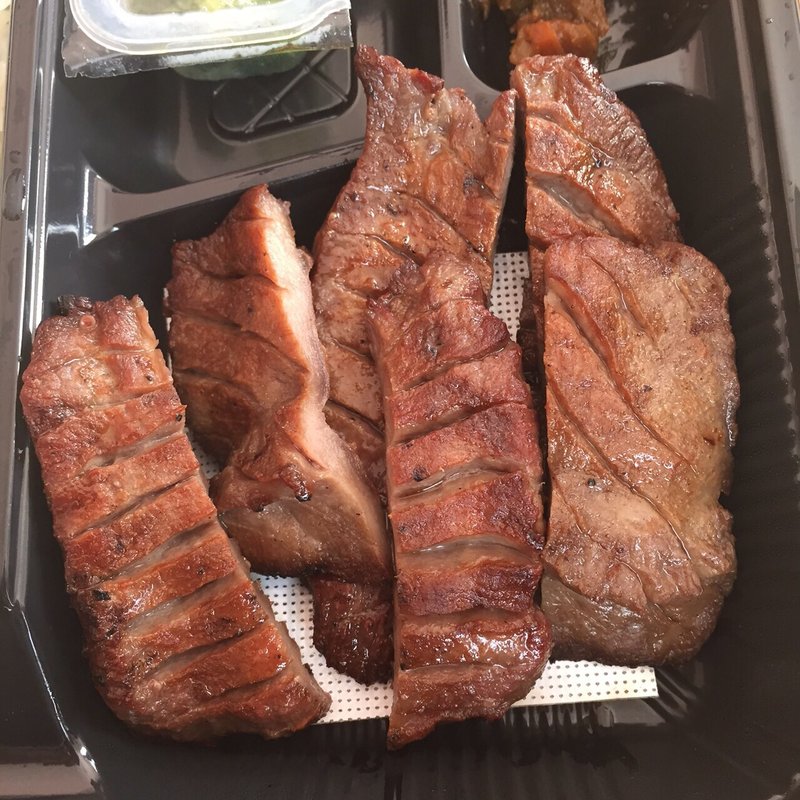 牛たん弁当(牛タン炭焼 利休)