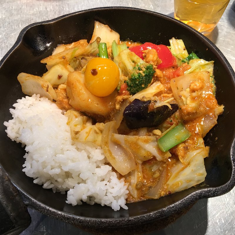 1日分の野菜が食べられるカレー　インド辛口ルー(camp express ecute品川サウス店)