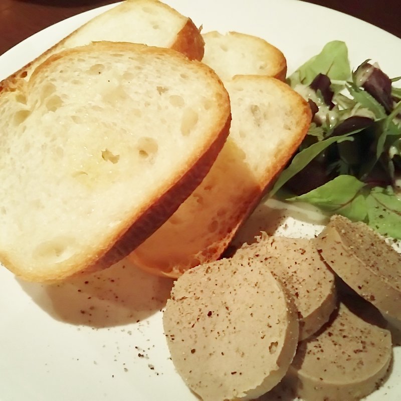 ガーリックトースト＆レバーパテ(エノテカ ポポラーレ （ENOTECA POPOLARE）)
